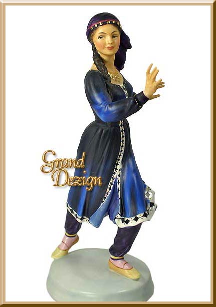 Kurdish Dancer HN2867