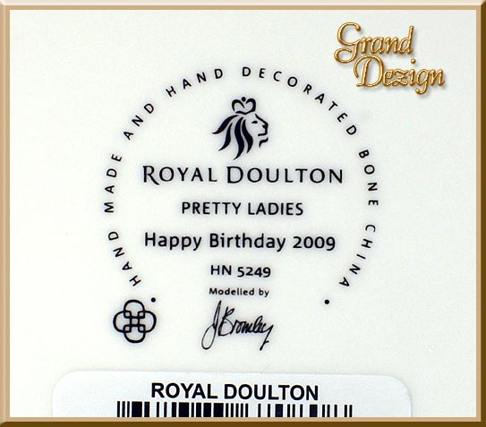 Happy Birthday 2009 HN5249 Royal Doulton Figurine Happy Birthday 2009 HN5249 Royal Doulton Figurine